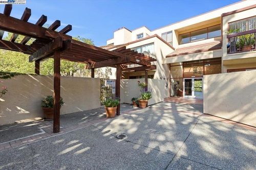 apt-204-25912 Hayward Blvd, Hayward, CA, 94542-1645 | Card Image