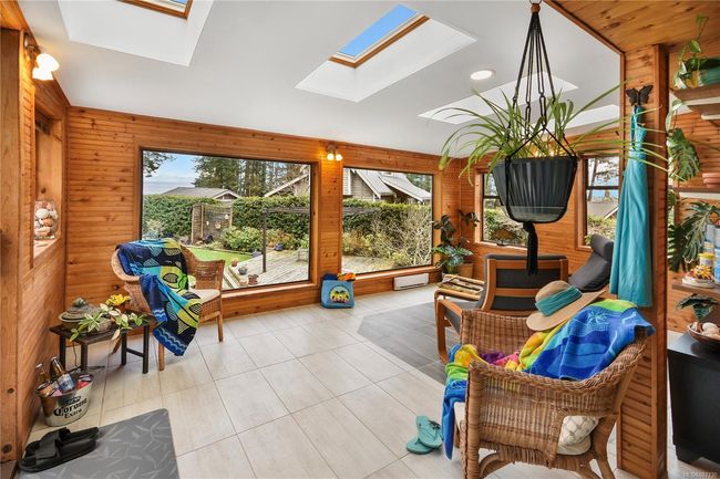 1625 Queequeg Trnabt, House other with 3 bedrooms, 3 bathrooms and 4 parking in Gabriola Island BC | Image 19