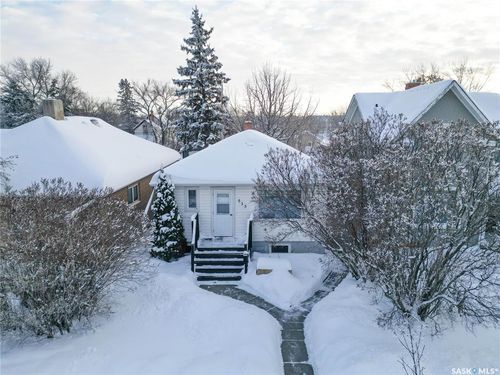 513 10th St E, Prince Albert, SK, S6V0Z7 | Card Image
