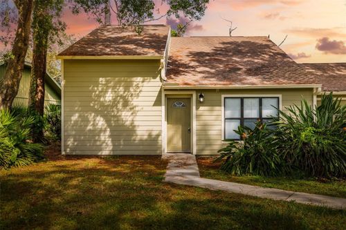 2004 Wood Hollow Pl, SARASOTA, FL, 34235-9143 | Card Image