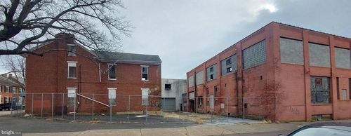 512-504 Chestnut St, Pottstown, PA, 19464-5620 | Card Image