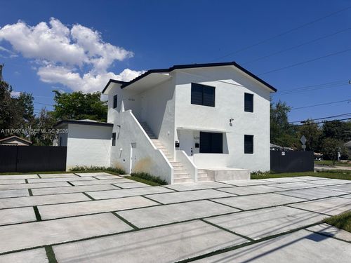 2-6201 Sw 22nd St, Miami, FL, 33155-2058 | Card Image