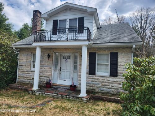 582 Fairview St, TAMAQUA, PA, 18252-4723 | Card Image