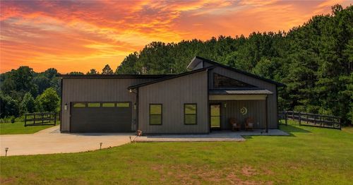 215 Dairy Farm Rd, Westminster, SC, 29693-6008 | Card Image