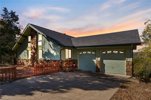 79 Twin Peak Dr, Holiday Island, AR, 72631-4236 | Card Image