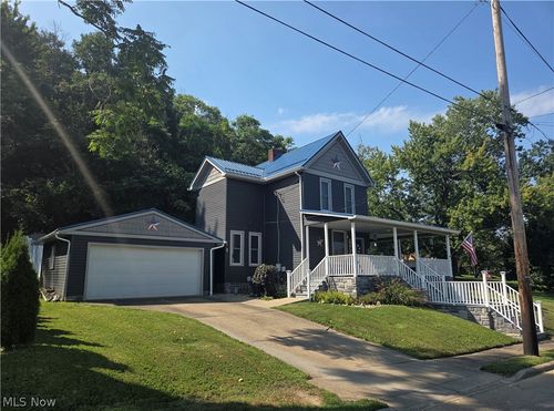 220 S Wardell Street, Uhrichsville, OH, 44683 | Card Image