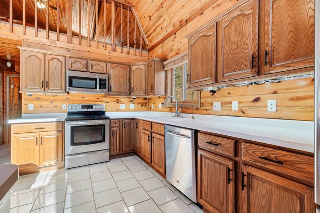 27301 Simunek Court Road, House other with 4 bedrooms, 3 bathrooms and null parking in Hot Springs SD | Image 10