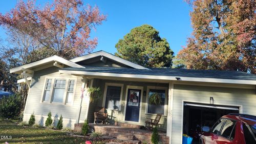 205 W South St, Fremont, NC, 27830-8647 | Card Image