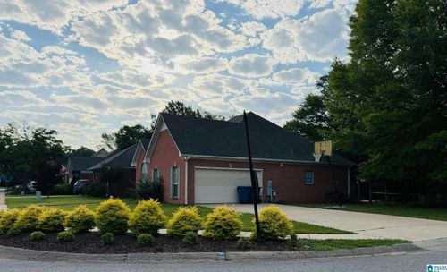 1316 Amberley Woods Dr, HELENA, AL, 35080-3814 | Card Image