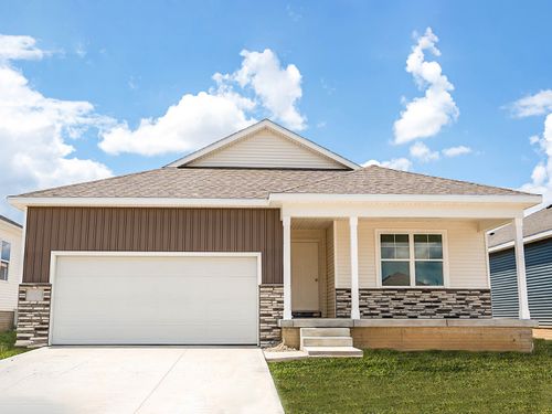 5817 Ne Verona Dr, Ankeny, IA, 50021-6112 | Card Image