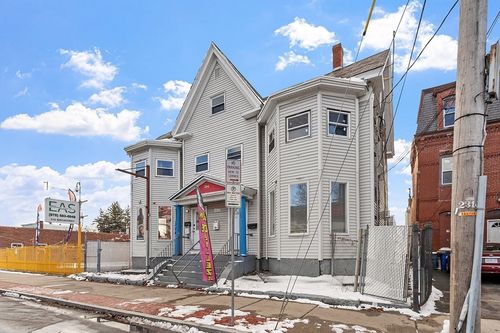 326-324 Broadway, Lawrence, MA, 01841-3541 | Card Image