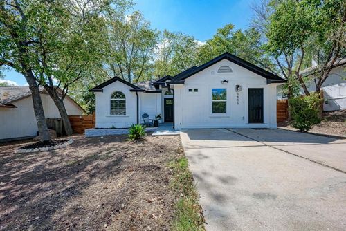 5805 Teri Rd, Austin, TX, 78744-4039 | Card Image