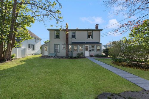1 Columbia Ave, Jamestown, RI, 02835-1307 | Card Image
