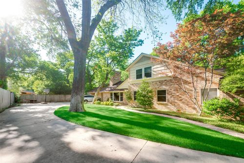 3224 Preston Hollow Rd, Fort Worth, TX, 76109-2051 | Card Image