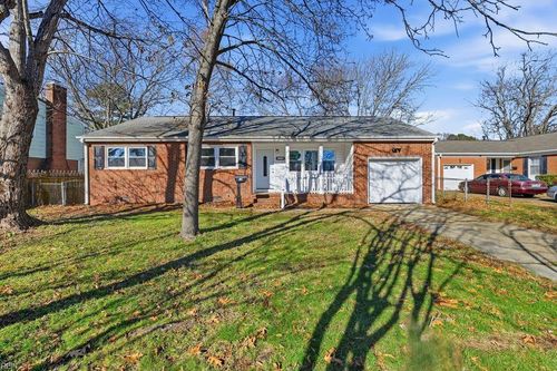 18 Fort Worth St, Hampton, VA, 23669-1108 | Card Image