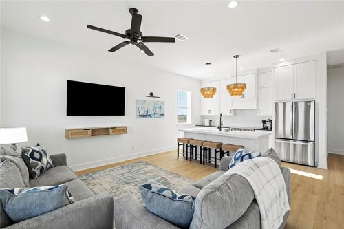 17418 Bristow Dr, Galveston, TX, 77554-8668 | Card Image