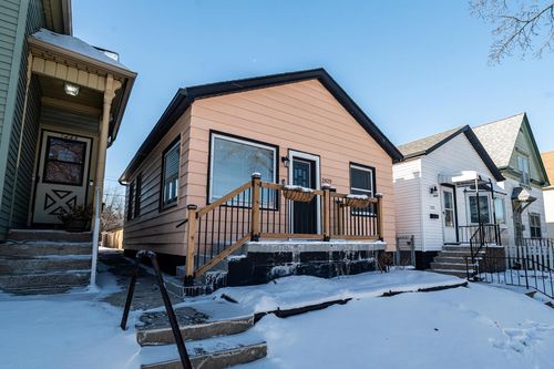 2429 S Logan Avenue, Milwaukee, WI, 53207 | Card Image