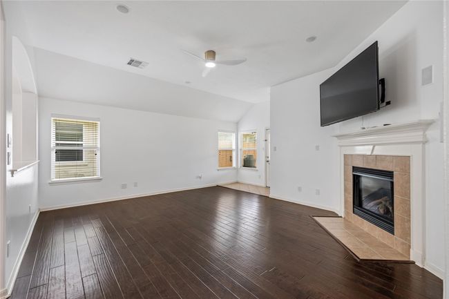 30611 Gardenia Trace Dr, House other with 4 bedrooms, 2 bathrooms and 2 parking in Spring TX | Image 10