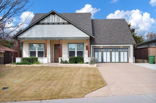 313 E 3rd St, Prosper, TX, 75078-2954 | Card Image