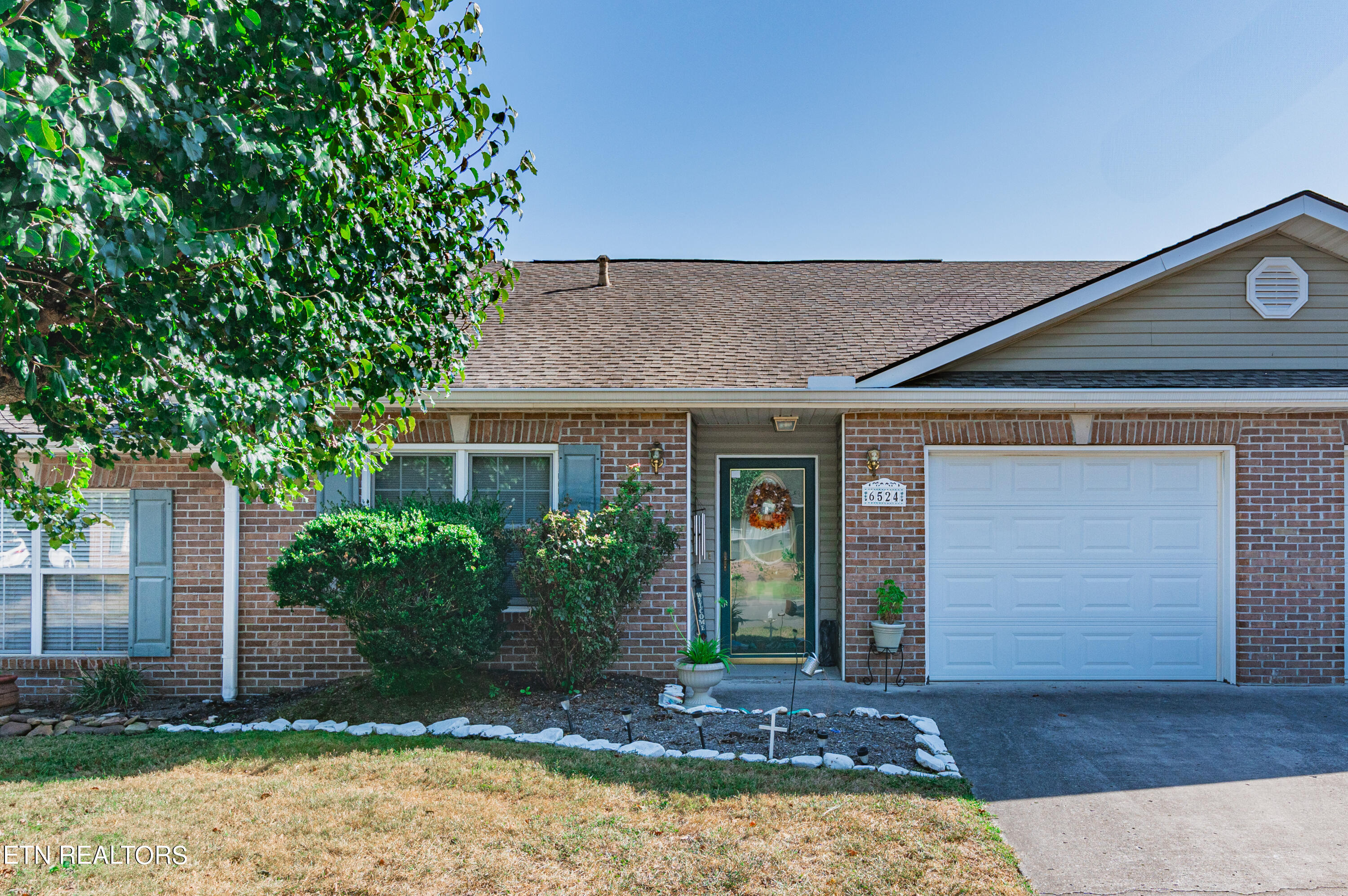 Arborcrest Way, Knoxville, TN 37918
