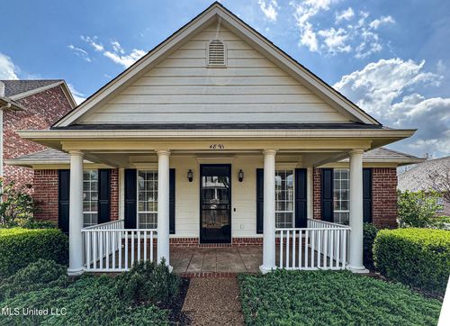 4891 Stone Cross Dr, Olive Branch, MS, 38654-6989 | Card Image