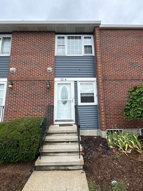 apt-8-41 Foundry St, South Easton, MA, 02375-1724 | Card Image