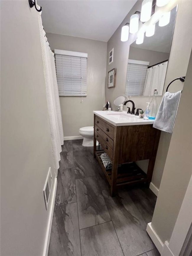 124 Elm Dr, House other with 3 bedrooms, 2 bathrooms and 2 parking in Trafford PA | Image 14