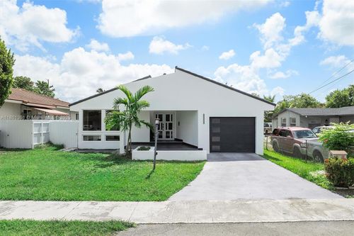 435 Sw 81st Ave, Miami, FL, 33144-2135 | Card Image