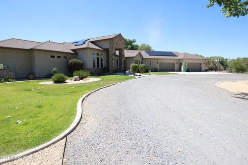 1300 Woody Ln, Fernley, NV, 89408-9233 | Card Image