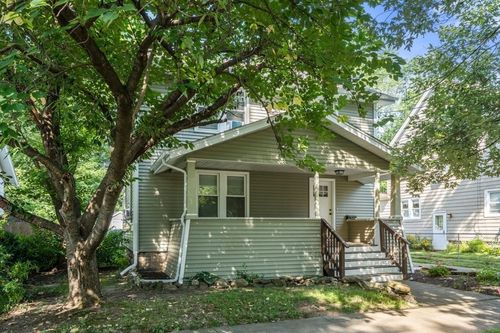 38 Manchester Ter, Springfield, MA, 01108-3414 | Card Image