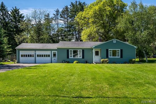 31 Heiler Dr, East Aurora, NY, 14052-1517 | Card Image