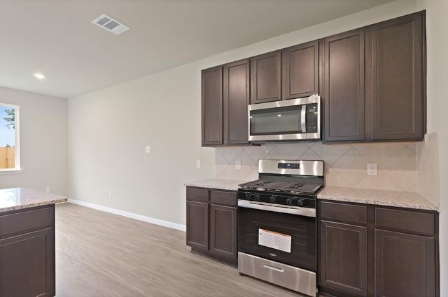 13919 Diamondback Dr, House other with 4 bedrooms, 3 bathrooms and 2 parking in Splendora TX | Image 7