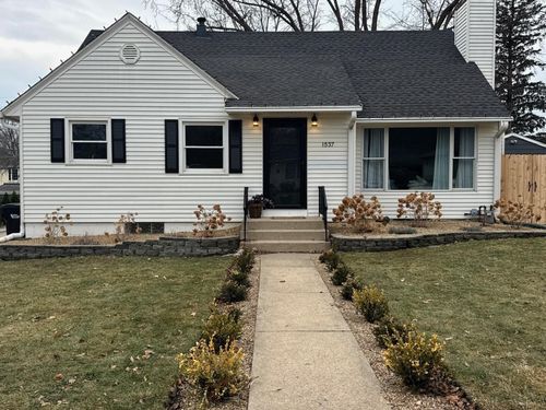 1537 8th Avenue Ne, Rochester, MN, 55906 | Card Image