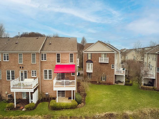 125 Chapel Harbor Dr, Townhouse with 3 bedrooms, 3 bathrooms and 2 parking in Pittsburgh PA | Image 27