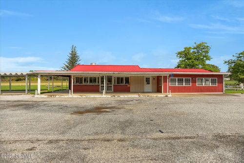9334 S Susquehanna Trl, PORT TREVORTON, PA, 17864-9232 | Card Image