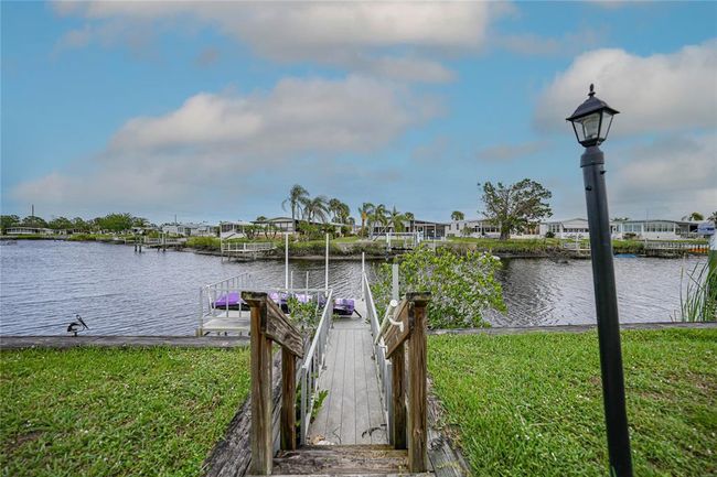 106 Lazy River Road, House other with 2 bedrooms, 2 bathrooms and null parking in NORTH PORT FL | Image 4