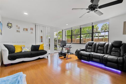 b-3350 Ne 192nd St, Aventura, FL, 33180-2461 | Card Image