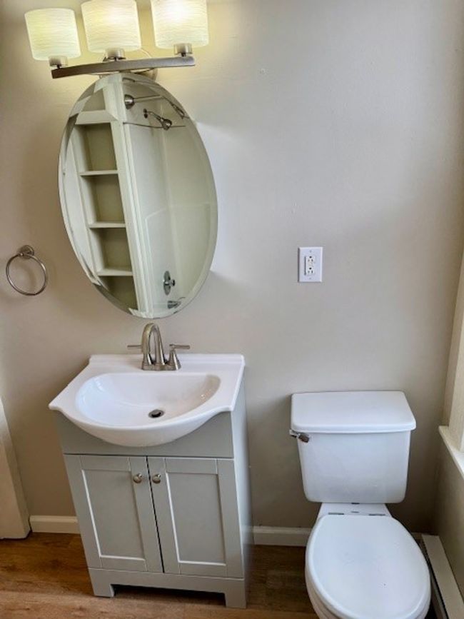 APT-3 - 115 North Ave, Condo with 2 bedrooms, 1 bathrooms and null parking in Washington PA | Image 6