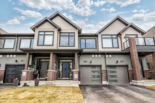 1120 Thompson Dr, Oshawa, ON, L1L0V4 | Card Image