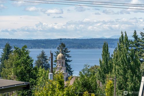 e-7016 California Ave Sw, Seattle, WA, 98136-2192 | Card Image