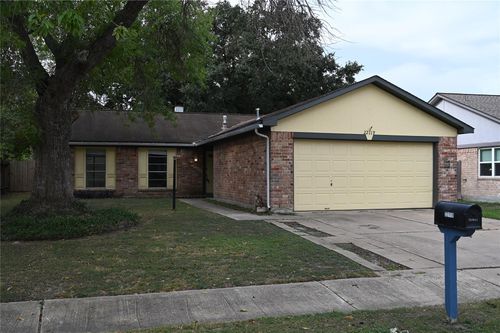 22119 Singing Spurs Dr, Katy, TX, 77450-3818 | Card Image
