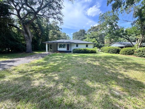 618 Boone Hill Rd, Summerville, SC, 29483-2817 | Card Image