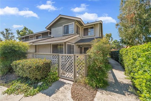 8844 Knollwood Pl, Rancho Cucamonga, CA, 91730-3320 | Card Image