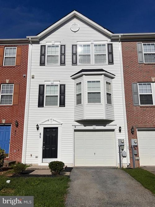 65 Eldon Dr, CHARLES TOWN, WV, 25414-5507 | Card Image