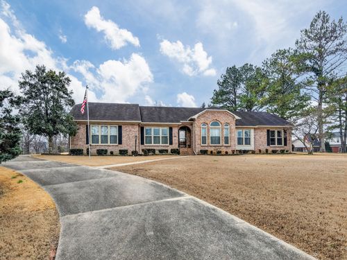 221 Wellsbrook Cir, Fayetteville, TN, 37334-3702 | Card Image