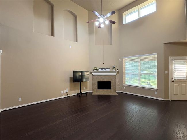 9617 Landon Lake Dr, House other with 4 bedrooms, 3 bathrooms and 2 parking in Pearland TX | Image 9