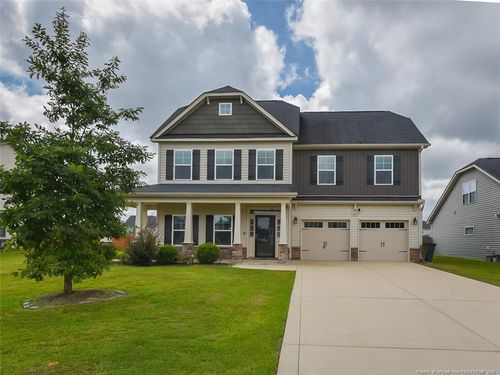 1632 Man O War Dr, Hope Mills, NC, 28348-4600 | Card Image