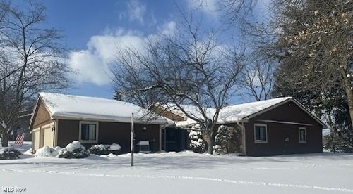 1429 Timberland Ln, Twinsburg, OH, 44087-1091 | Card Image