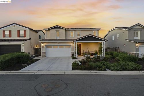 5603 5603 Trinity Lakes Ln, Antioch, CA, 94531 | Card Image