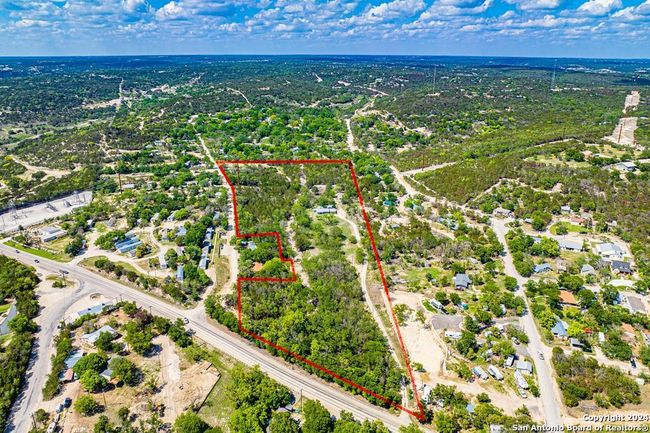 3420 Junction Hwy, House other with 2 bedrooms, 2 bathrooms and null parking in ingram TX | Image 27